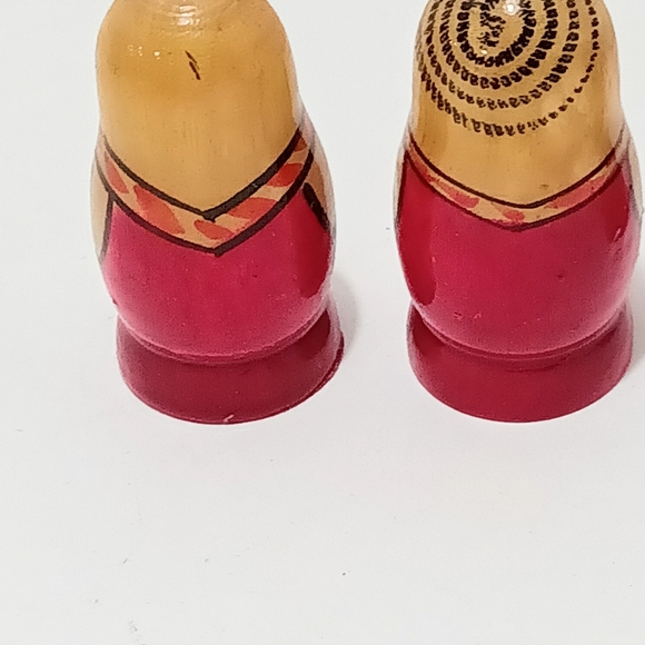 Vintage Wooden Russian Matryoshka Dolls Set of 10 2" Hand Painted Solid Dolls - Picture 3 of 6